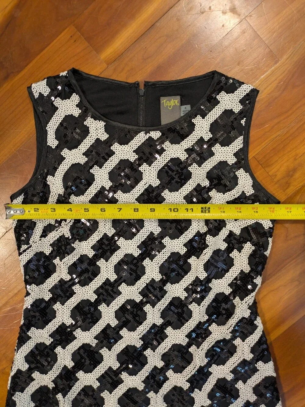 Taylor Black & White Sequin Shift Dress - Picture 6 of 9